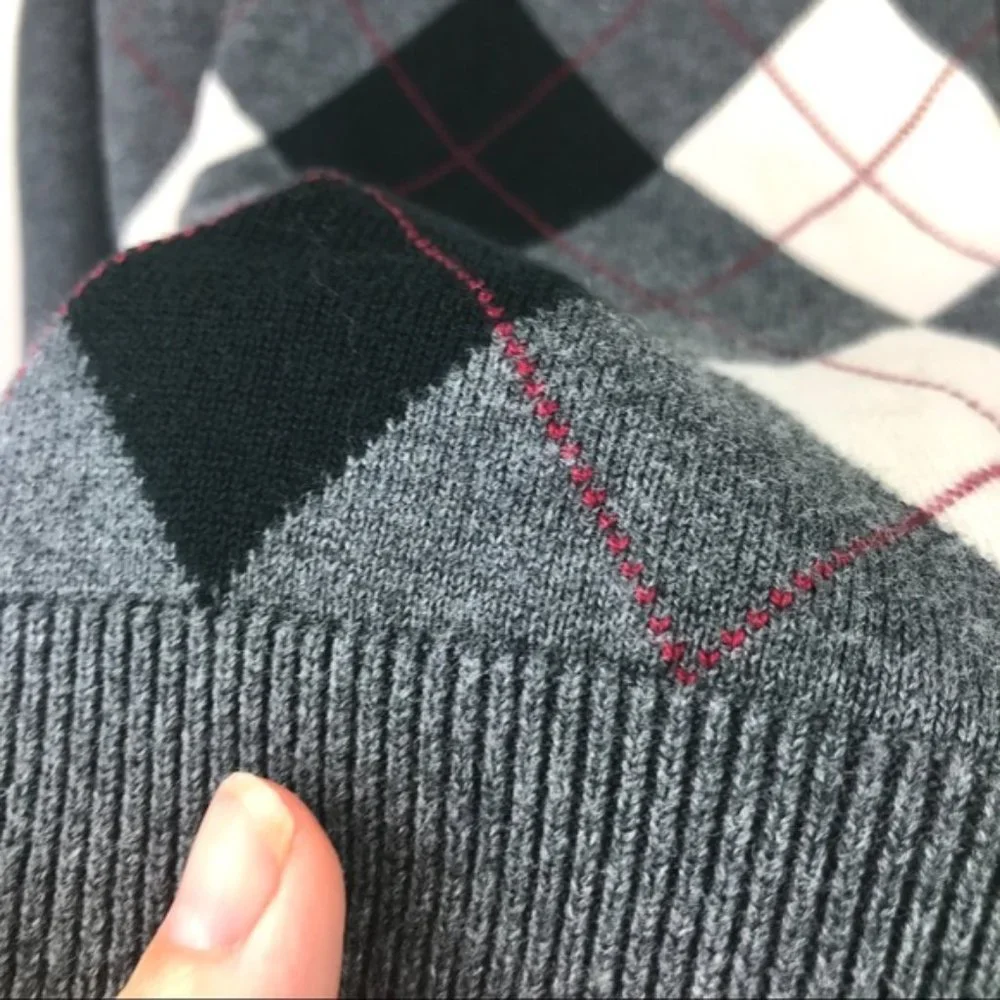 Michael by Michael Kors Preppy Argyle Sweater Vest - Picture 5 of 10